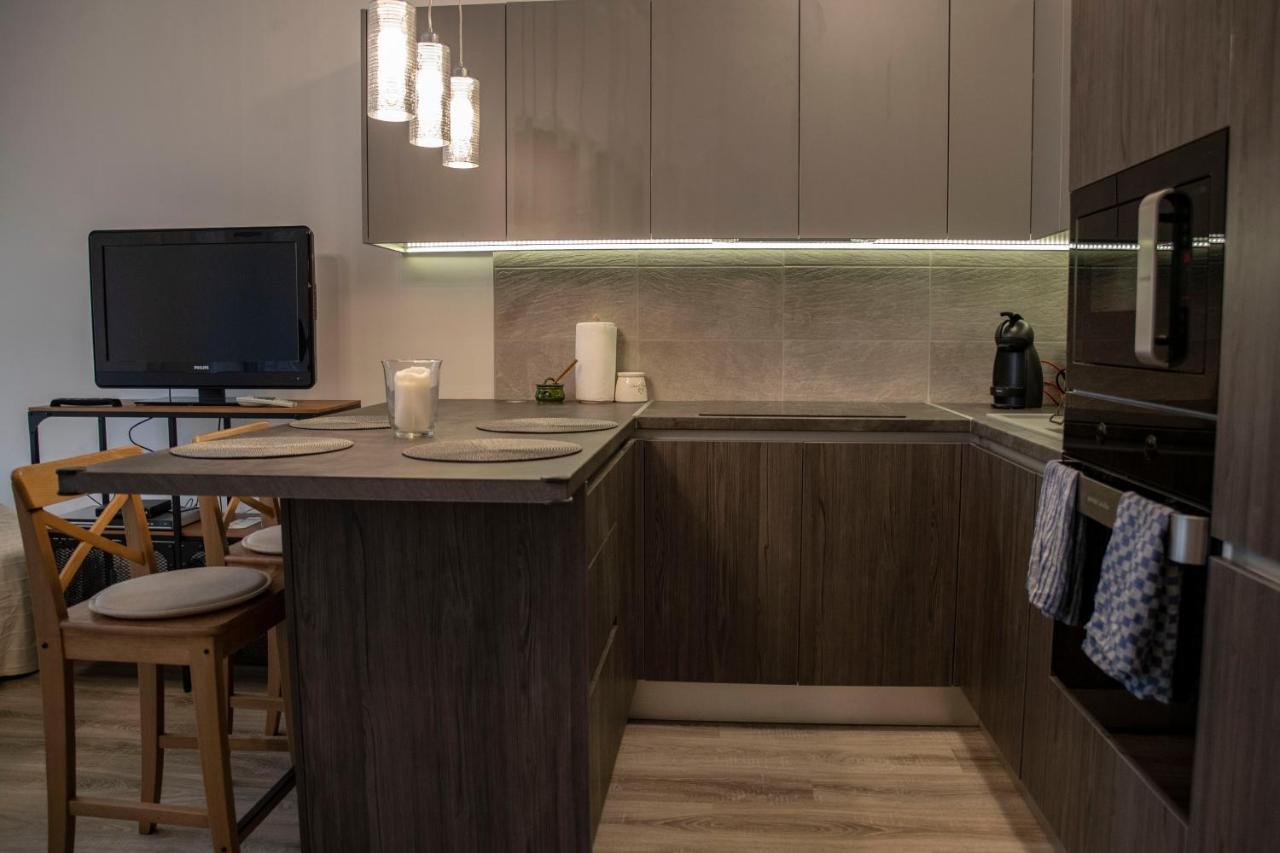 Sasadpark'S New Apartment In The West Part Of Buda Βουδαπέστη Εξωτερικό φωτογραφία