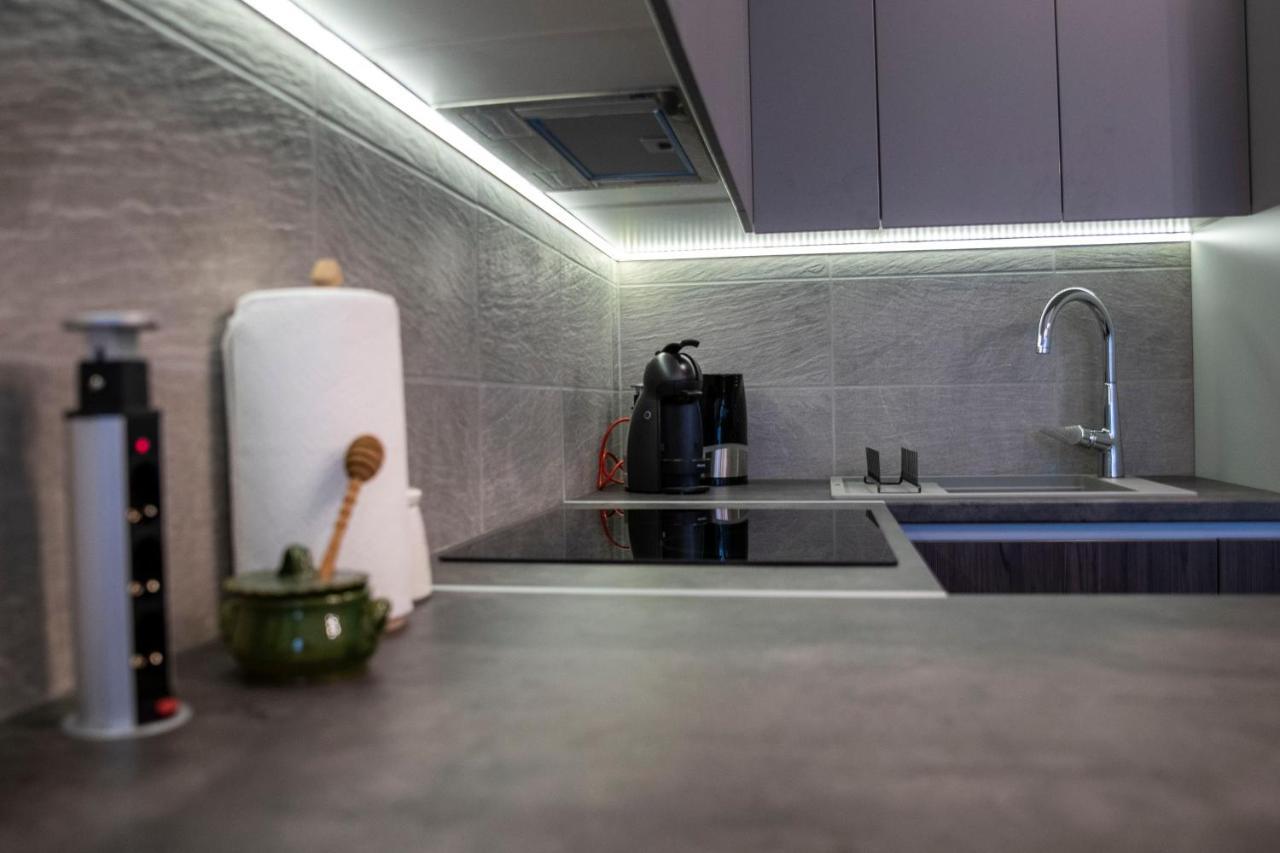 Sasadpark'S New Apartment In The West Part Of Buda Βουδαπέστη Εξωτερικό φωτογραφία